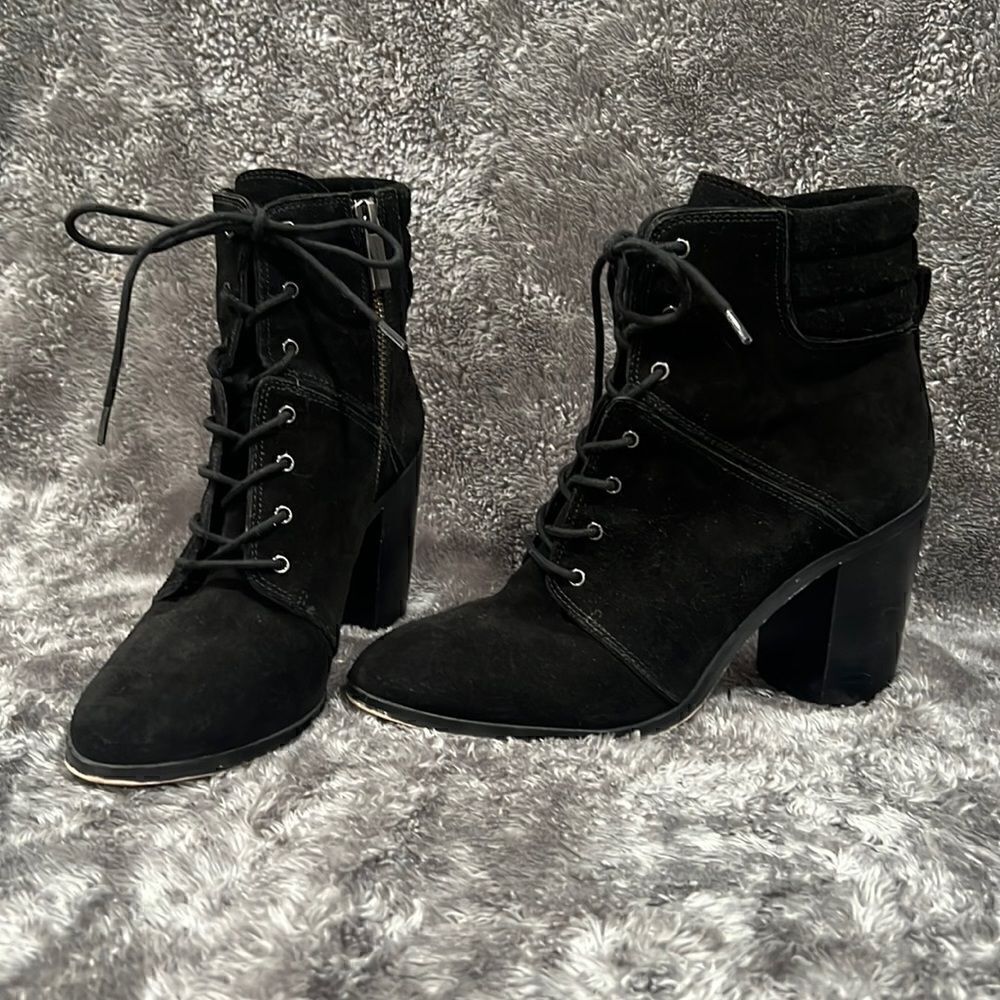 Michael Kors Black Thatcher Womens Lace-Up Suede Ankle Combat Boots Size 8M